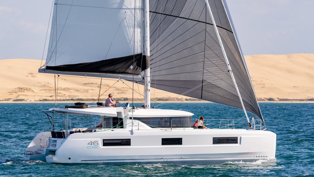 Lagoon 46 — manufacturer photo